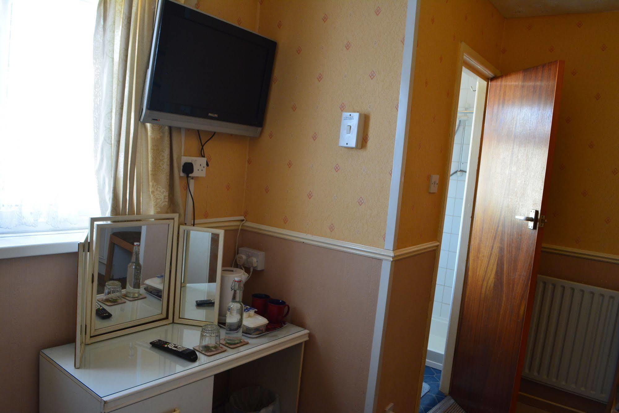 Holm Lea Hotel แบล็คพูล ภายนอก รูปภาพ
